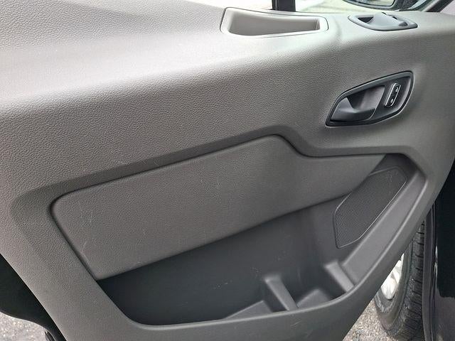 2024 Ford Transit Passenger Wagon XLT