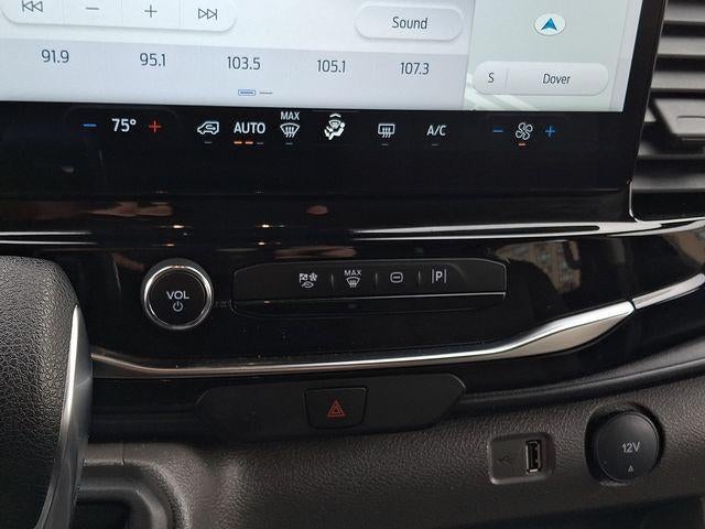 2024 Ford Transit Passenger Wagon XLT