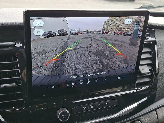 2024 Ford Transit Passenger Wagon XLT