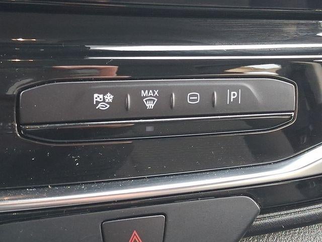 2024 Ford Transit Passenger Wagon XLT