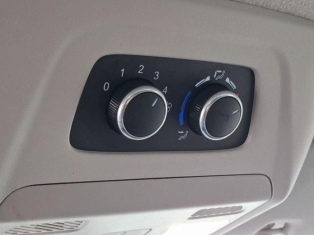 2024 Ford Transit Passenger Wagon XLT