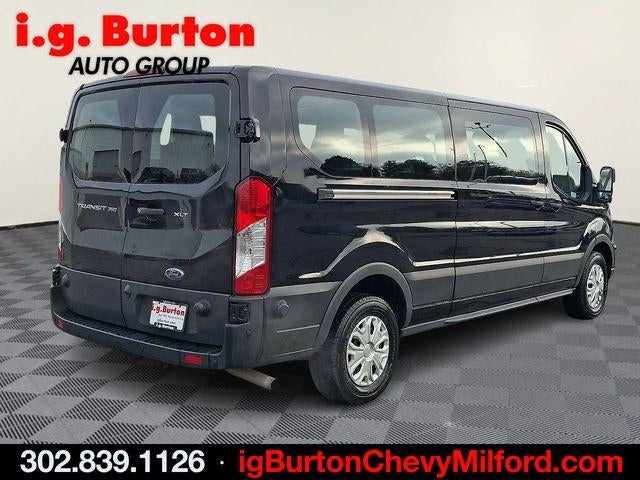 2024 Ford Transit Passenger Wagon XLT
