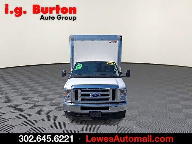 2024 Ford E-Series Cutaway Base