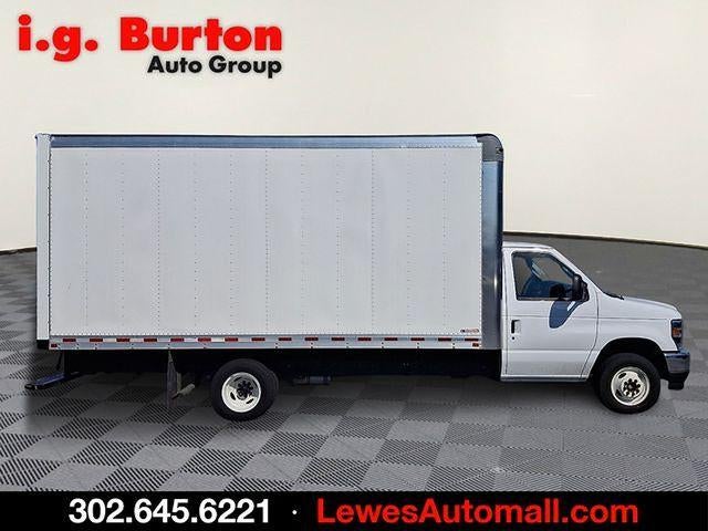 2024 Ford E-Series Cutaway Base