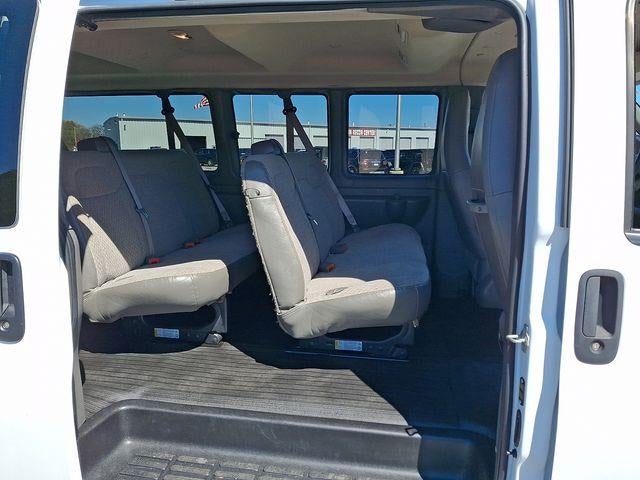 2023 Chevrolet Express Passenger 3500 LS