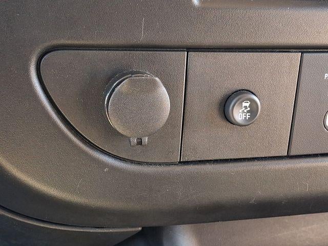 2023 Chevrolet Express Passenger 3500 LS