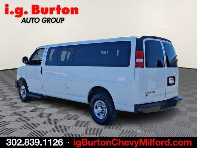 2023 Chevrolet Express Passenger 3500 LS