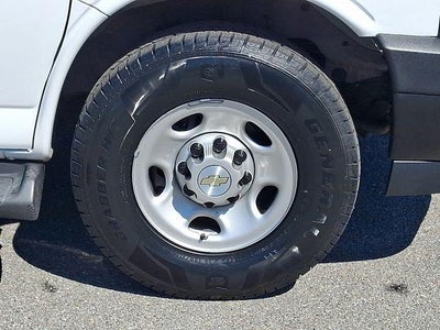 2023 Chevrolet Express Passenger 3500 LS