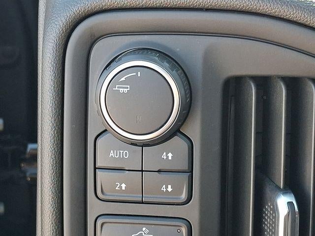 2021 Chevrolet Silverado 1500 Custom Trail Boss Midnight Edition