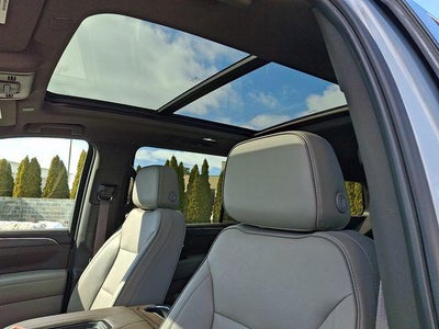 2023 GMC Yukon XL SLT