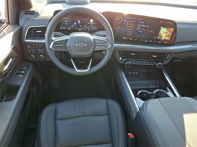 2025 Chevrolet Suburban RST