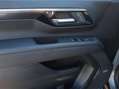 2025 Chevrolet Suburban RST