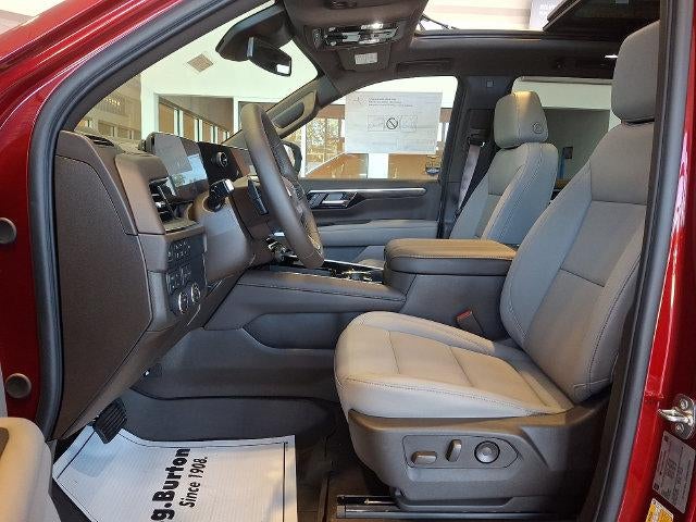 2027 Chevrolet Tahoe Z71 - Photo 10
