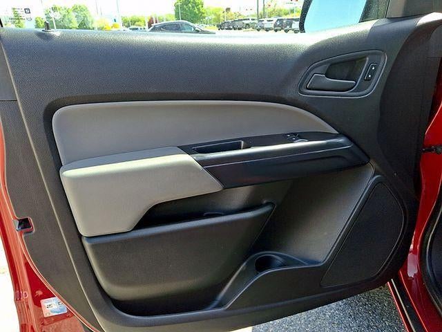 2016 GMC Canyon Base