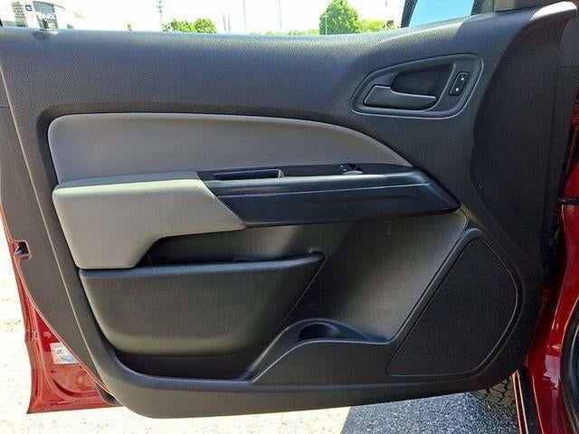 2016 GMC Canyon Base