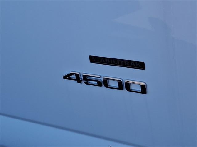 2024 Chevrolet Express Cutaway 4500 Base