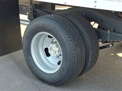 2024 Chevrolet Express Cutaway 4500 Base