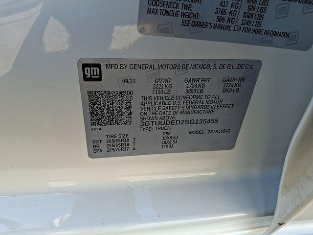 2025 GMC Sierra 1500 SLT