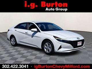 2023 Hyundai Elantra SE