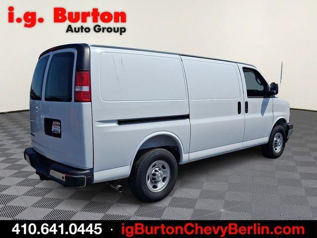 2026 Chevrolet Express Cargo Base