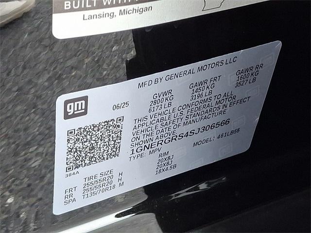 2025 Chevrolet Traverse LT