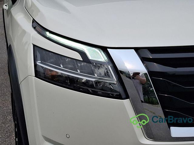 2022 Nissan Pathfinder Platinum 4WD