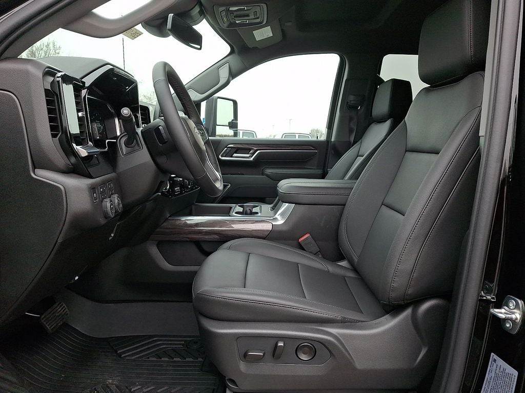 2026 Chevrolet Silverado 3500HD LTZ